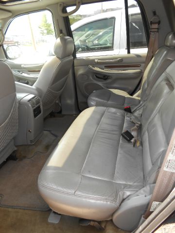 1998 Lincoln Navigator Ram 3500 Diesel 2-WD