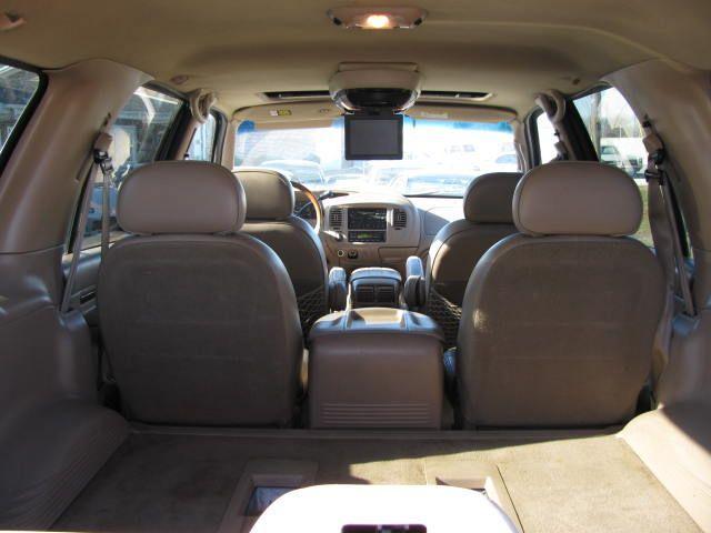 1999 Lincoln Navigator Ram 3500 Diesel 2-WD