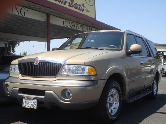1999 Lincoln Navigator SC2 Auto