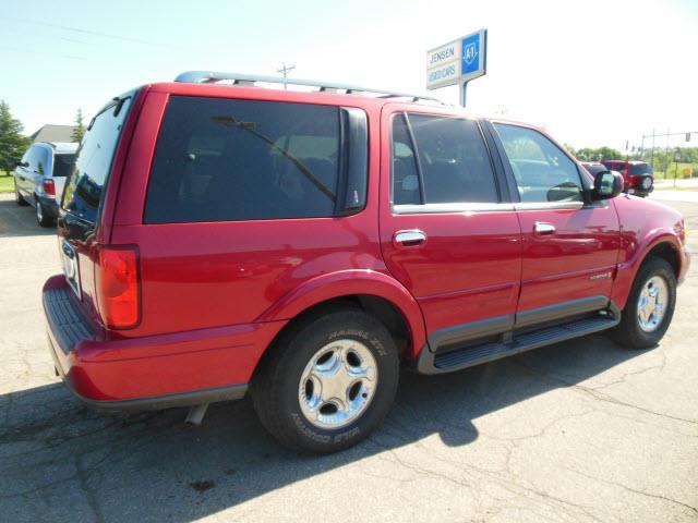 1999 Lincoln Navigator SLT 25