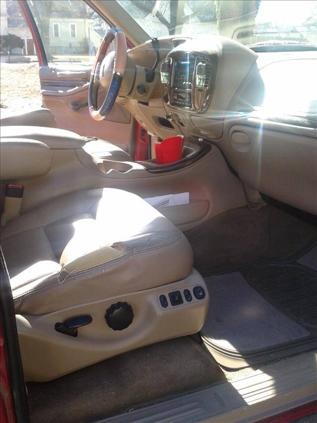 1999 Lincoln Navigator Unknown