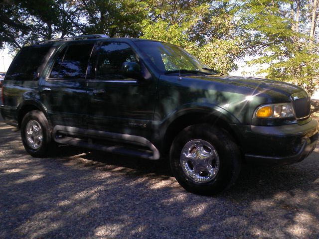 1999 Lincoln Navigator Ram 3500 Diesel 2-WD