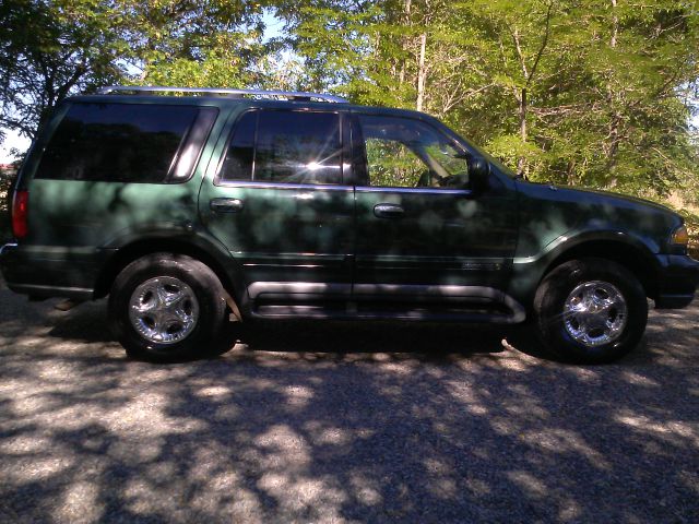 1999 Lincoln Navigator Ram 3500 Diesel 2-WD