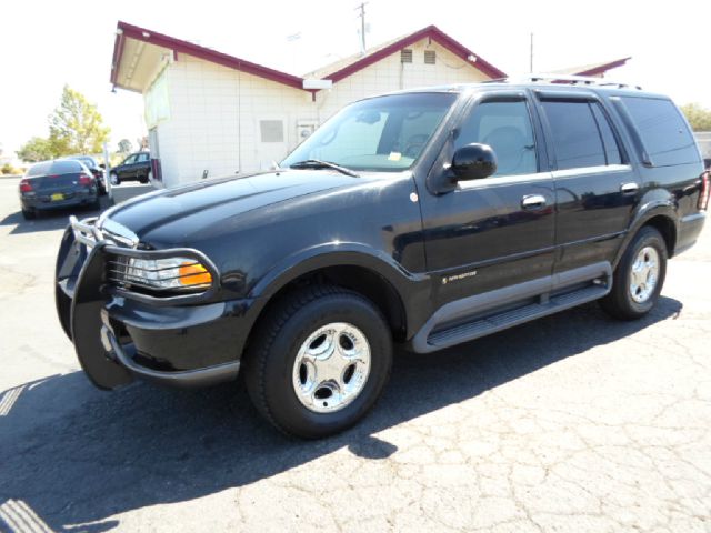 1999 Lincoln Navigator Ram 3500 Diesel 2-WD