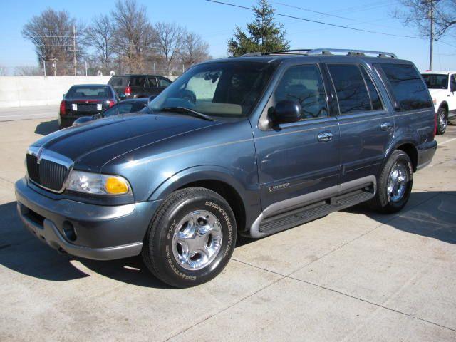 1999 Lincoln Navigator Ram 3500 Diesel 2-WD