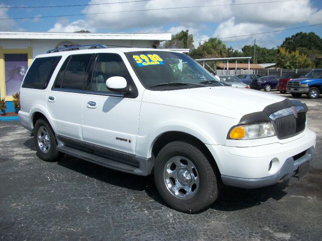 2000 Lincoln Navigator Ram 3500 Diesel 2-WD