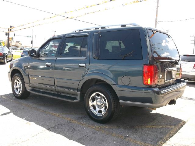 2000 Lincoln Navigator Ram 3500 Diesel 2-WD