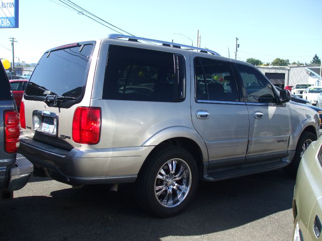 2000 Lincoln Navigator Ram 3500 Diesel 2-WD