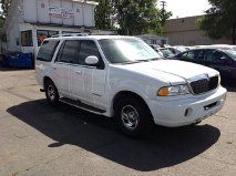 2000 Lincoln Navigator Ram 3500 Diesel 2-WD