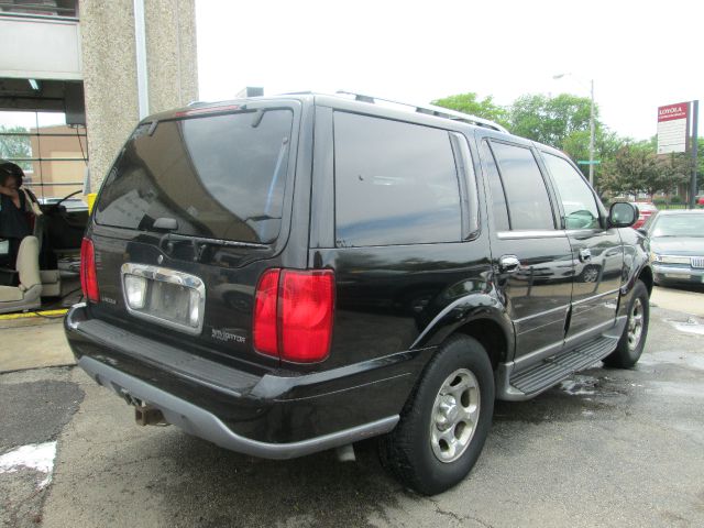 2000 Lincoln Navigator Ram 3500 Diesel 2-WD