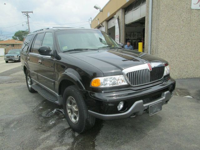 2000 Lincoln Navigator Ram 3500 Diesel 2-WD
