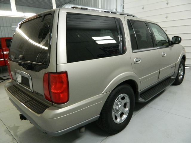 2000 Lincoln Navigator Ram 3500 Diesel 2-WD