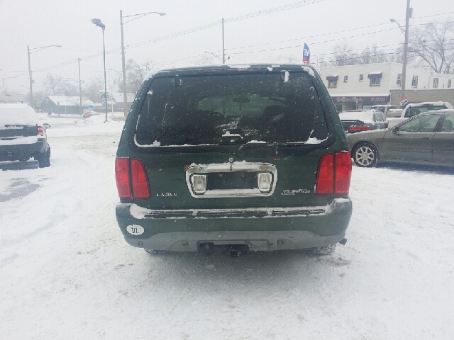 2000 Lincoln Navigator Ram 3500 Diesel 2-WD