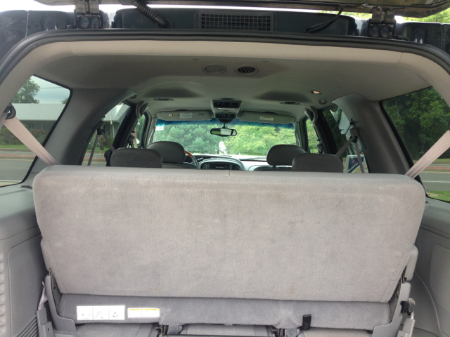 2000 Lincoln Navigator Ram 3500 Diesel 2-WD