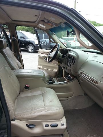 2001 Lincoln Navigator Ram 3500 Diesel 2-WD