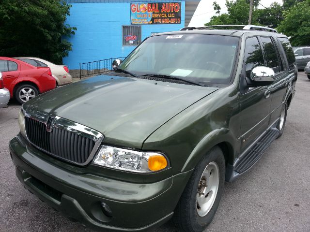 2001 Lincoln Navigator Ram 3500 Diesel 2-WD