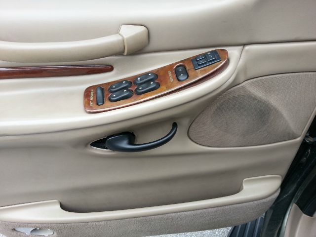 2001 Lincoln Navigator Ram 3500 Diesel 2-WD