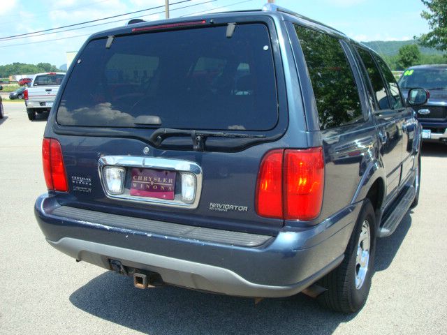 2001 Lincoln Navigator Ram 3500 Diesel 2-WD