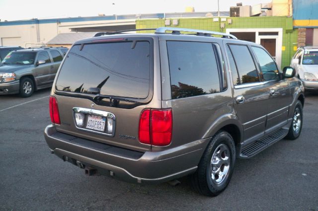 2001 Lincoln Navigator Ram 3500 Diesel 2-WD
