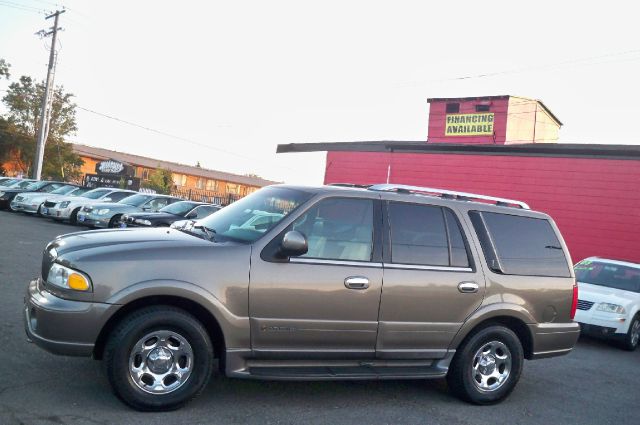 2001 Lincoln Navigator Ram 3500 Diesel 2-WD