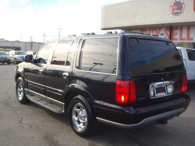 2001 Lincoln Navigator Ram 3500 Diesel 2-WD