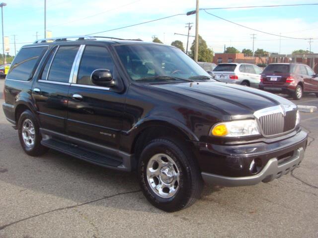 2001 Lincoln Navigator Ram 3500 Diesel 2-WD
