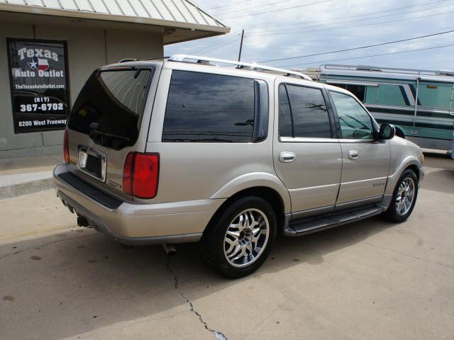 2001 Lincoln Navigator Unknown