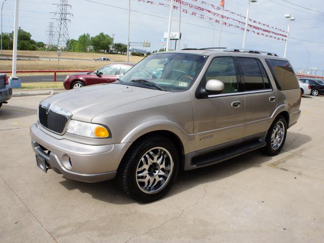 2001 Lincoln Navigator Unknown