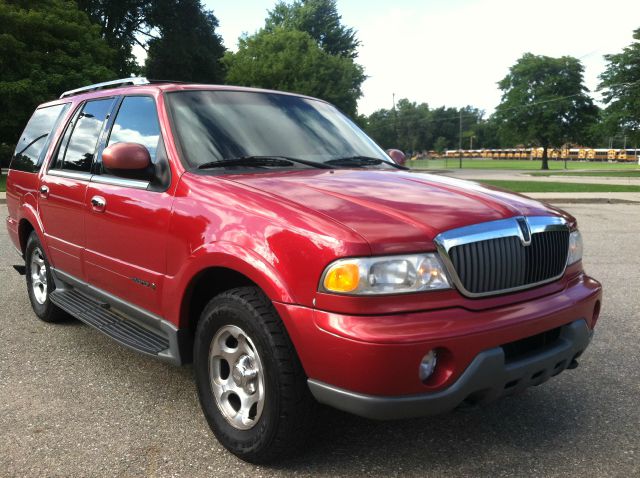 2001 Lincoln Navigator Ram 3500 Diesel 2-WD