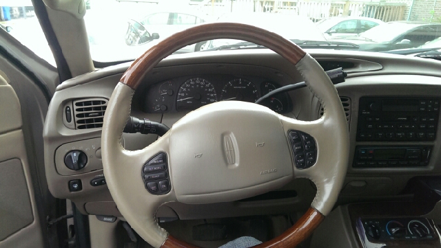 2001 Lincoln Navigator Ram 3500 Diesel 2-WD