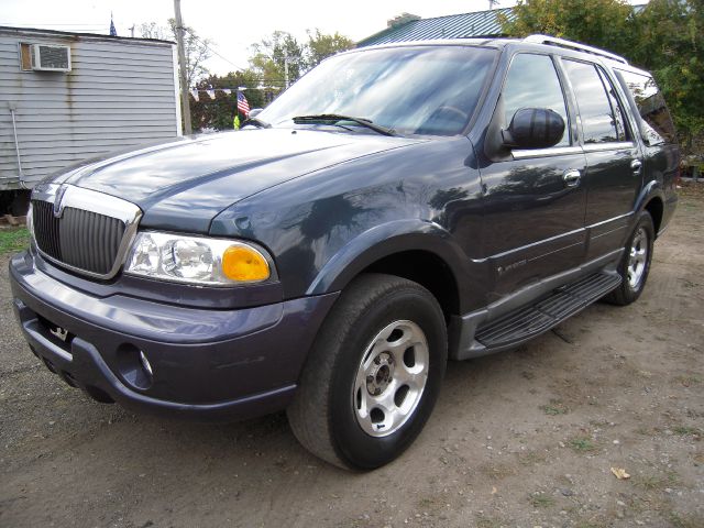 2001 Lincoln Navigator Ram 3500 Diesel 2-WD