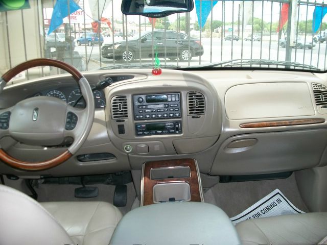 2002 Lincoln Navigator 4wd