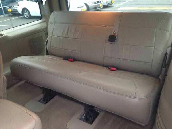 2002 Lincoln Navigator Ram 3500 Diesel 2-WD