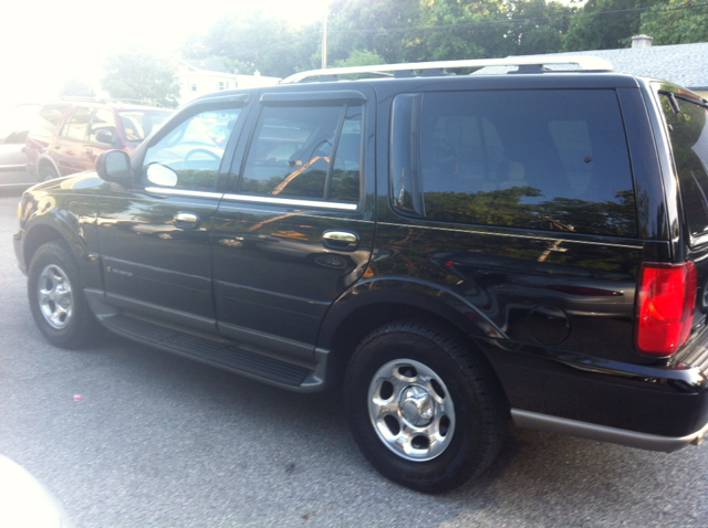 2002 Lincoln Navigator Ram 3500 Diesel 2-WD