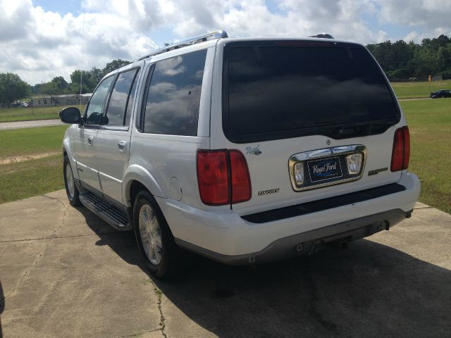 2002 Lincoln Navigator Unknown