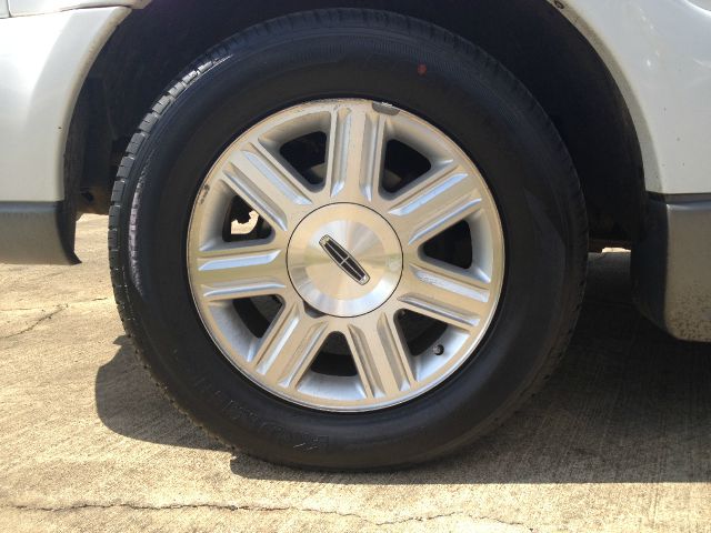 2002 Lincoln Navigator Unknown