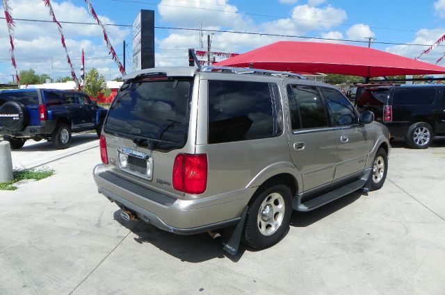 2002 Lincoln Navigator Ram 3500 Diesel 2-WD