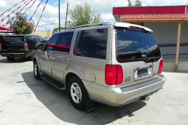 2002 Lincoln Navigator Ram 3500 Diesel 2-WD