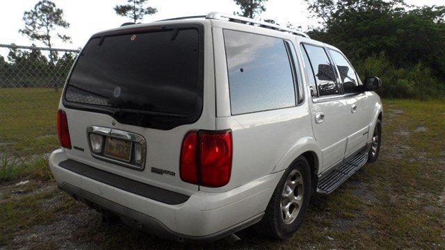 2002 Lincoln Navigator Unknown