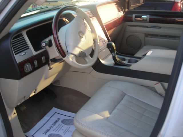 2003 Lincoln Navigator 2dr Coupe Convertible