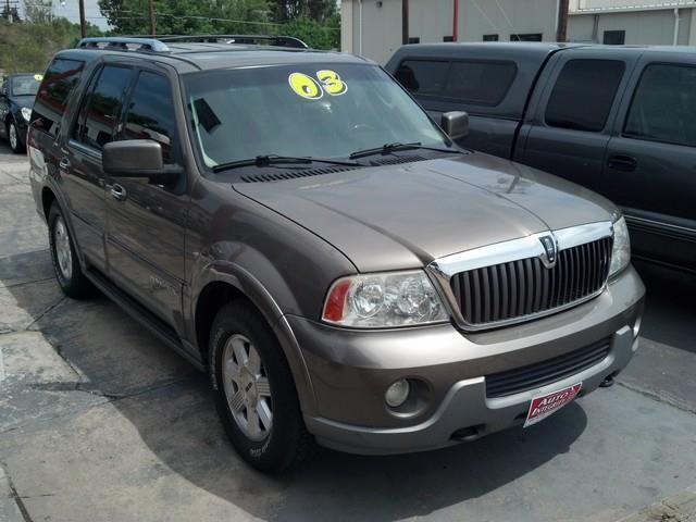 2003 Lincoln Navigator R25