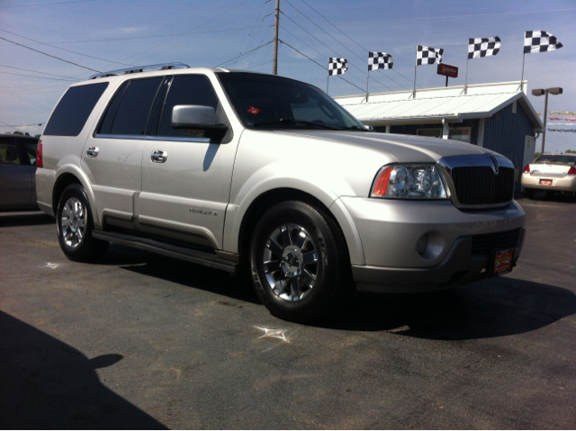 2003 Lincoln Navigator 2dr Coupe Convertible