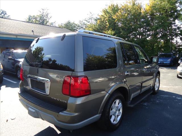 2003 Lincoln Navigator GLS PZEV