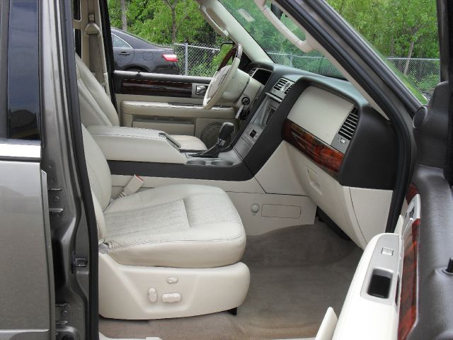 2003 Lincoln Navigator 2.8 Avant Quattro AWD