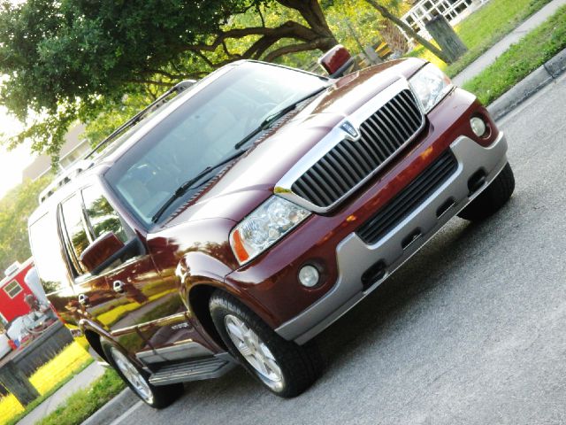 2003 Lincoln Navigator LT Dually