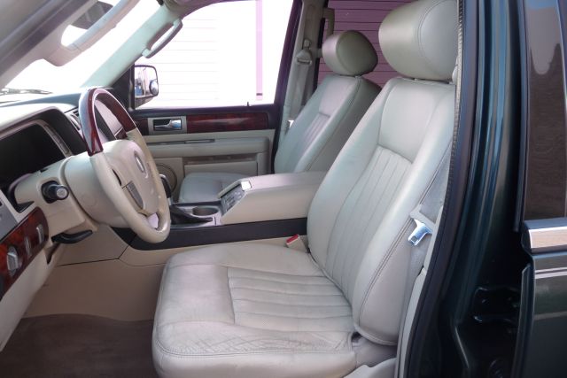 2003 Lincoln Navigator Sport W/navigation