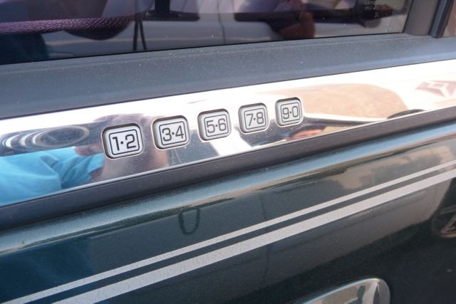 2003 Lincoln Navigator Sport W/navigation