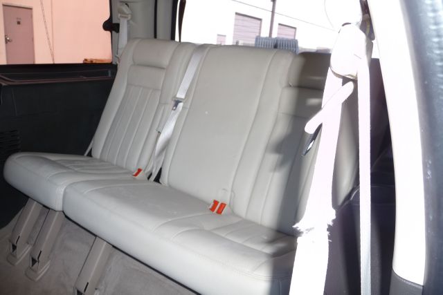 2003 Lincoln Navigator Sport W/navigation