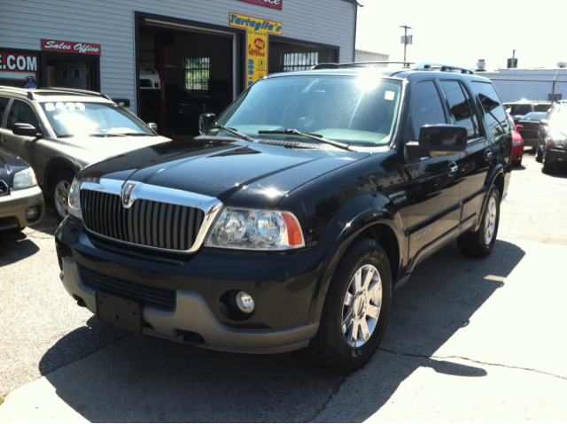 2003 Lincoln Navigator 2dr Coupe Convertible