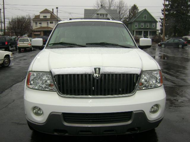 2003 Lincoln Navigator R25